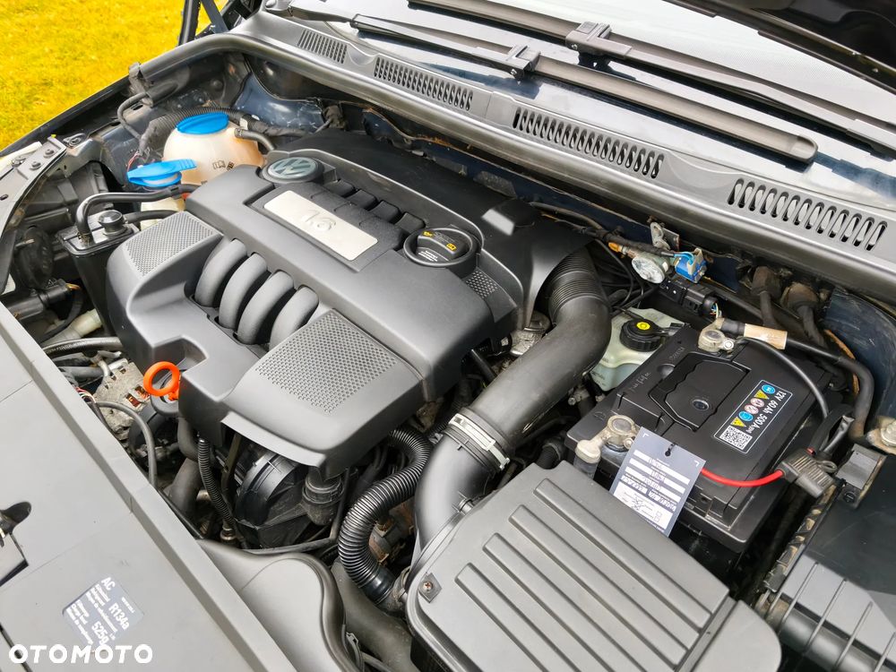 Volkswagen Golf Plus - 36