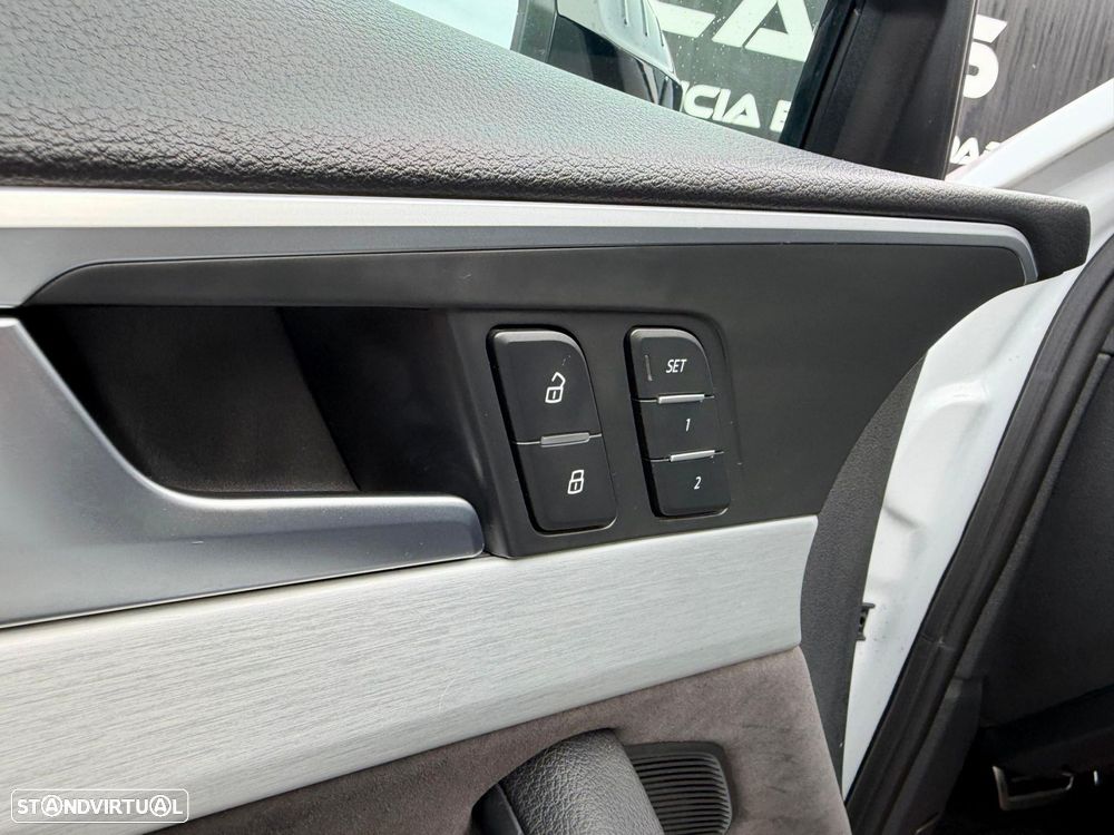 Audi A4 Avant 2.0 TDI S-line S tronic - 15