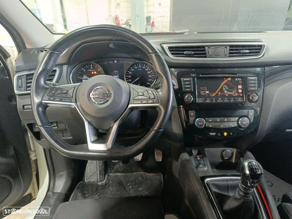 Nissan Qashqai 1.5 dCi N-Connecta J18 - 8