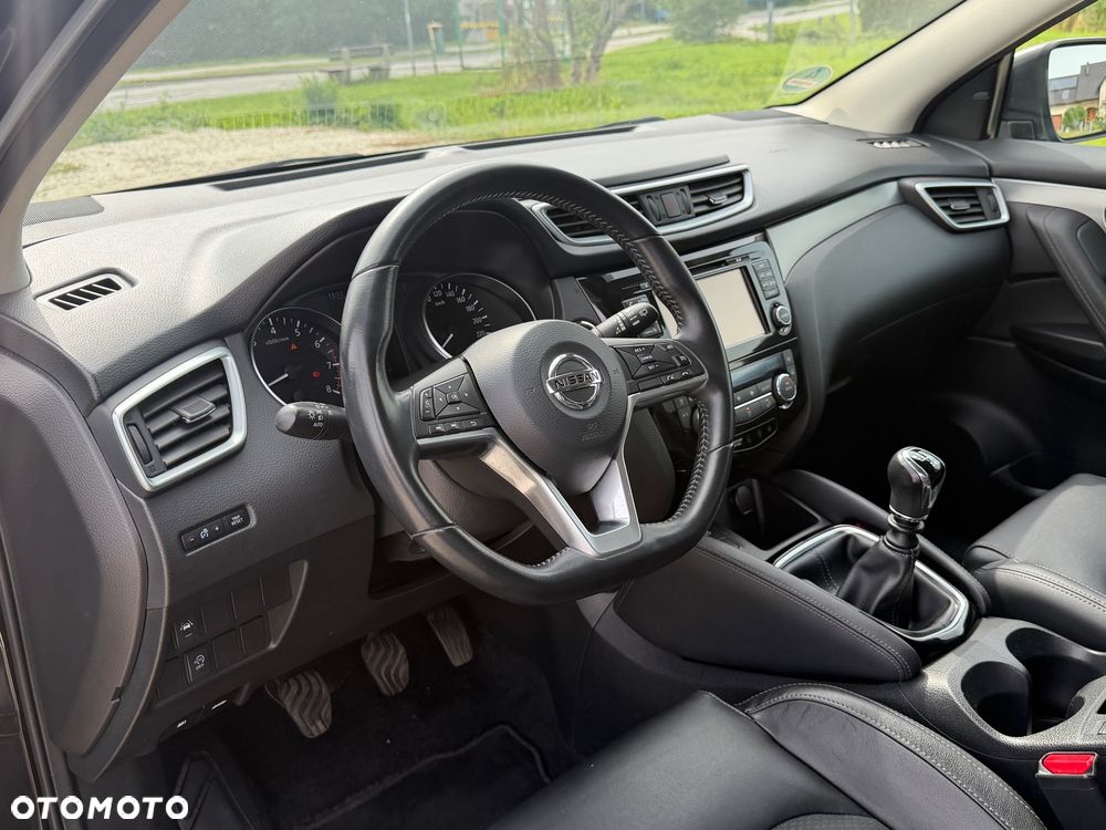 Nissan Qashqai 1.6 DIG-T Tekna - 16
