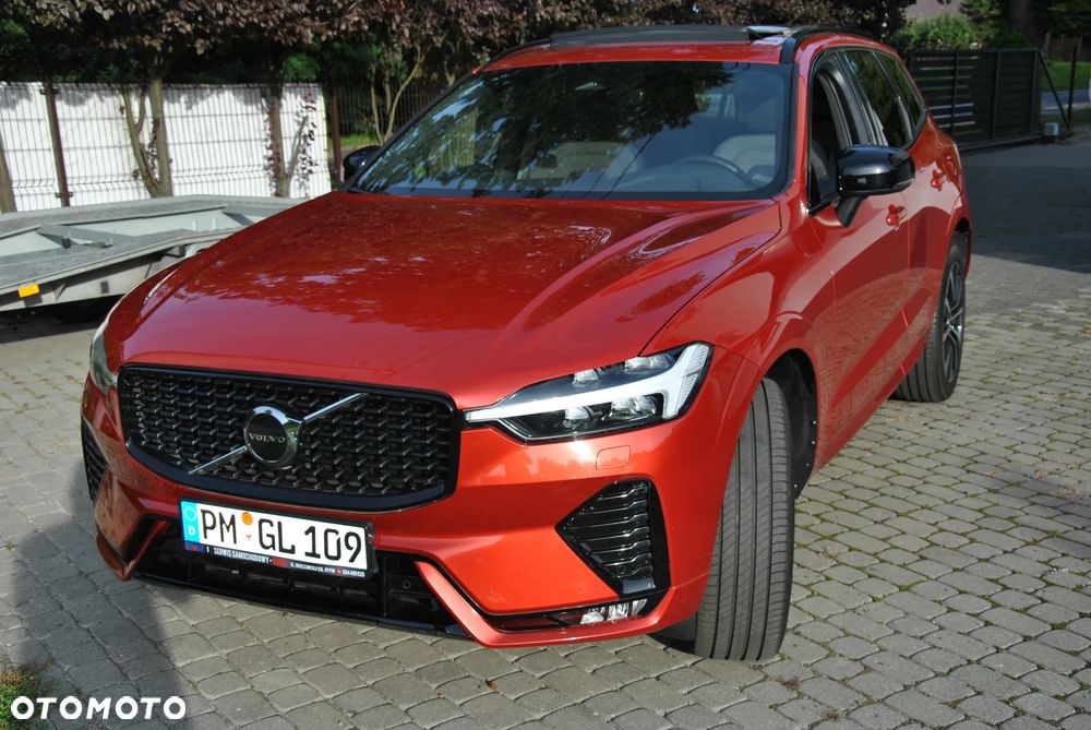 Volvo XC 60 B4 D R-Design - 4