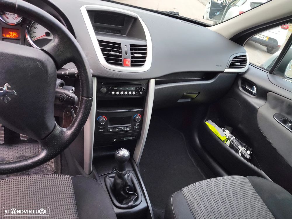Peugeot 207 SW 1.4 Premium - 10