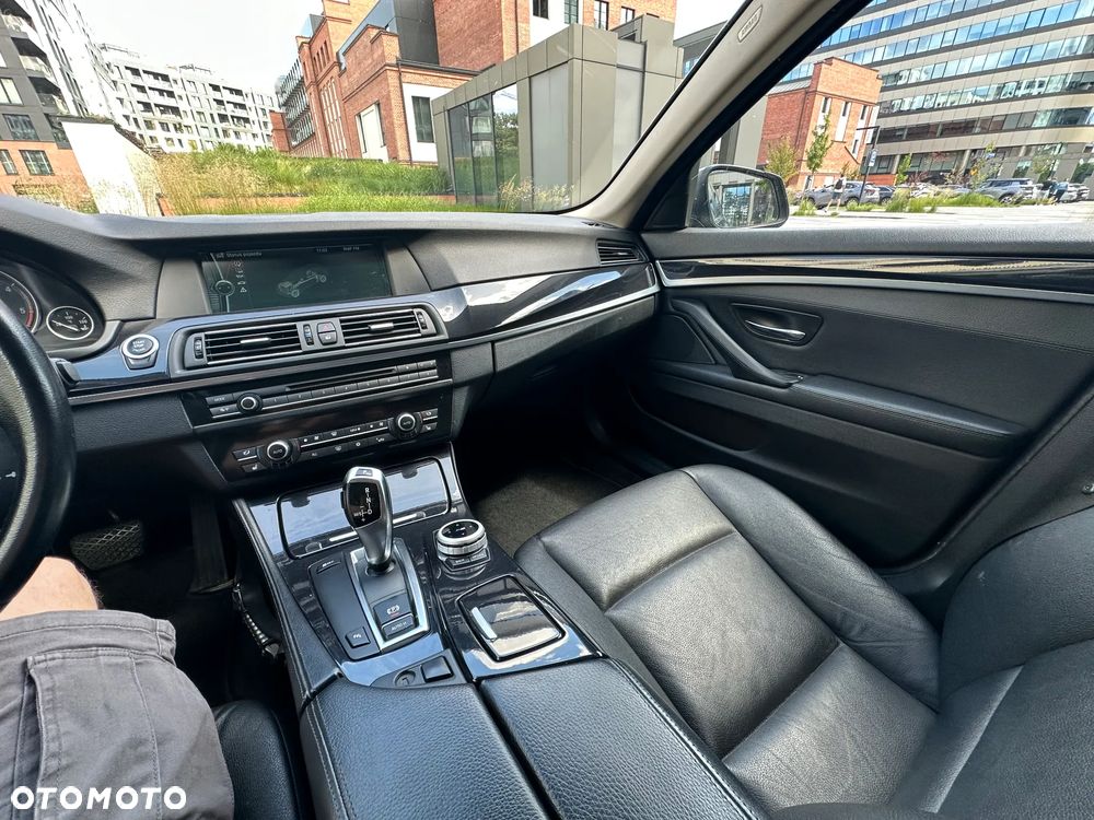 BMW Seria 5 520d - 10
