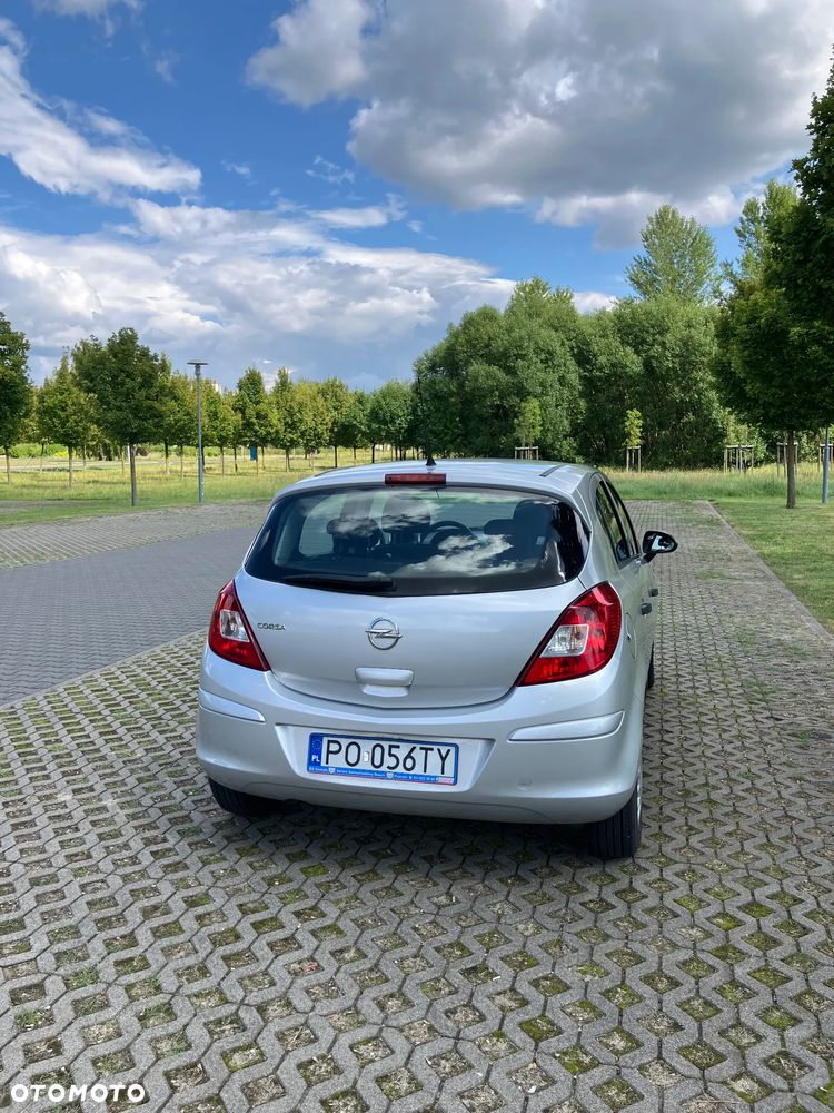 Opel Corsa 1.0 12V Essentia - 9