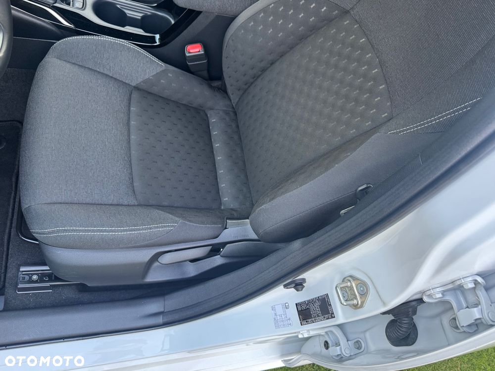 Toyota Corolla 1.8 Hybrid Comfort - 23