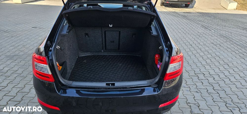 Skoda Octavia 1.2 TSI Ambiente - 7