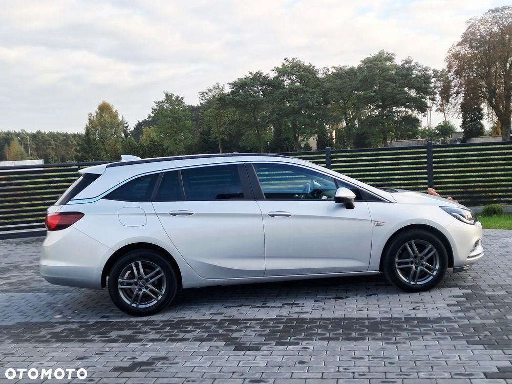 Opel Astra V 1.4 T Enjoy - 3