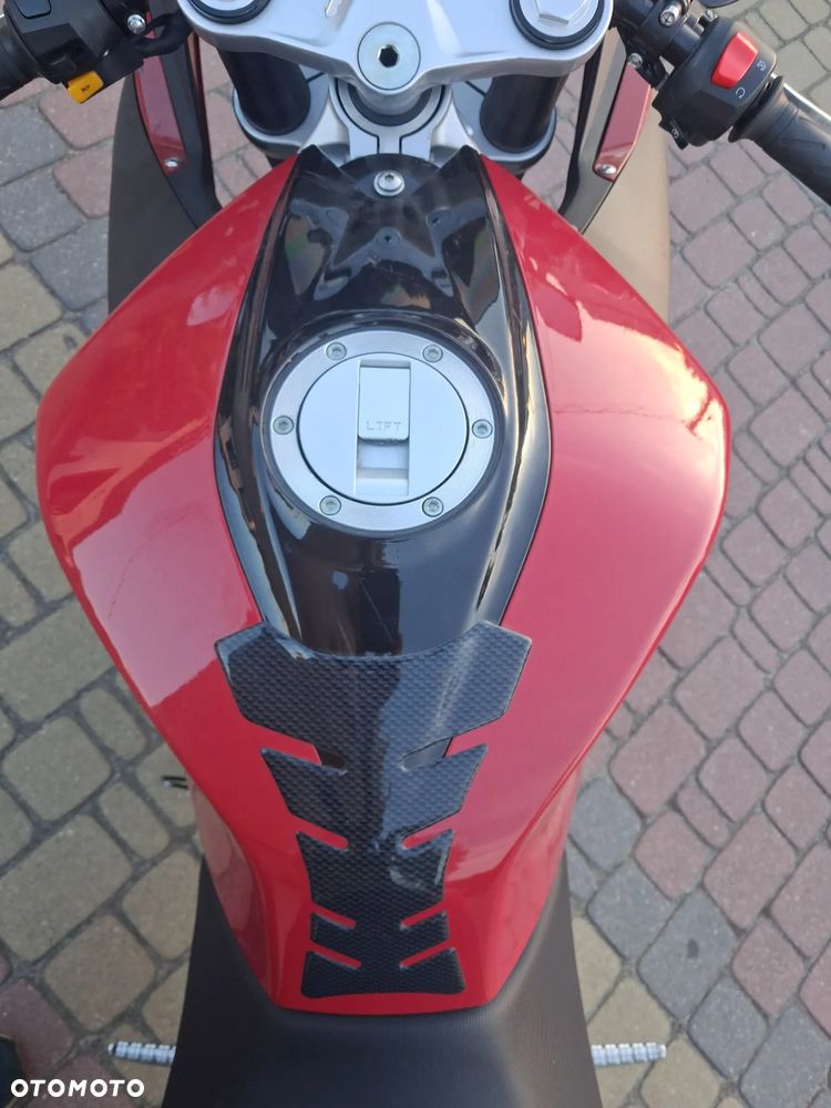 Kawasaki Ninja - 11