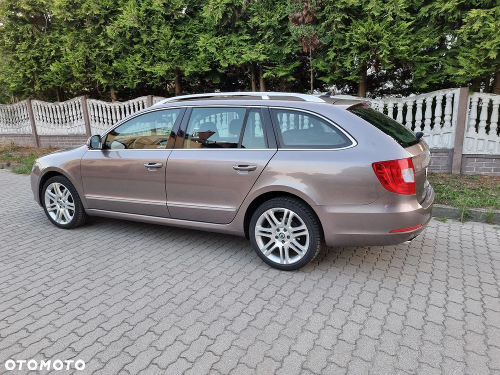 Skoda Superb 2.0 TDI Elegance DSG - 3