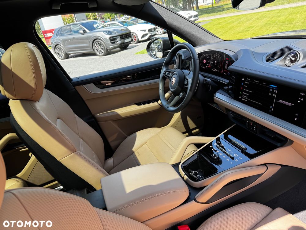 Porsche Cayenne Standard - 11