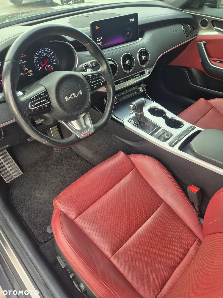 Kia Stinger 3.3 T-GDI V6 GT AWD - 8