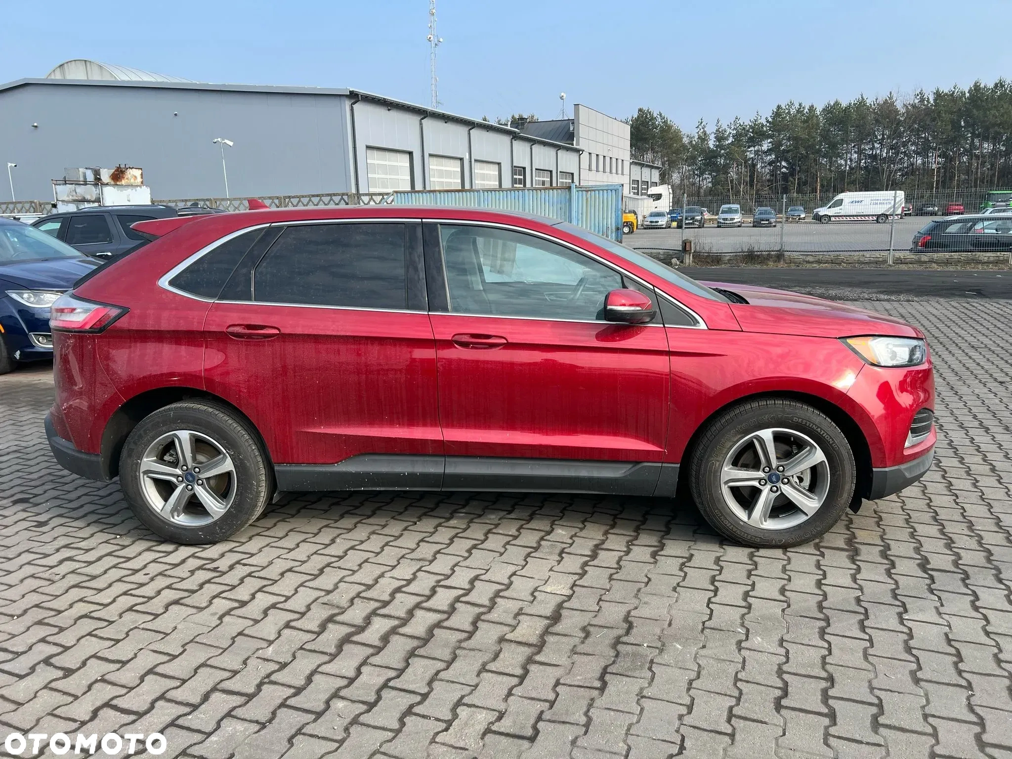 Ford Edge - 2