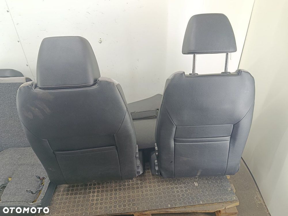 FOTELE KANAPA BOCZKI PÓŁ-SKÓRA KOMPLET SKODA OCTAVIA II - 3