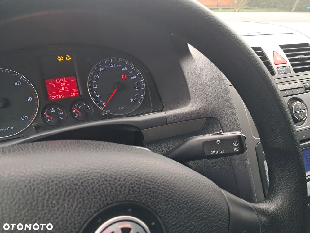 Volkswagen Touran 1.9 TDI - 25