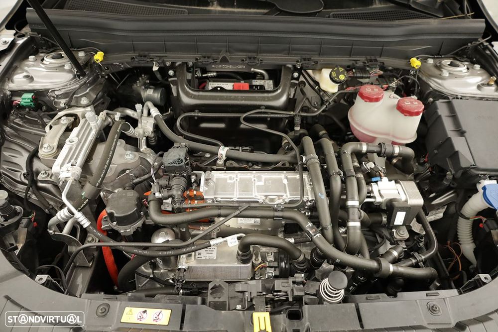 Mercedes-Benz EQB 250+ AMG Line - 26
