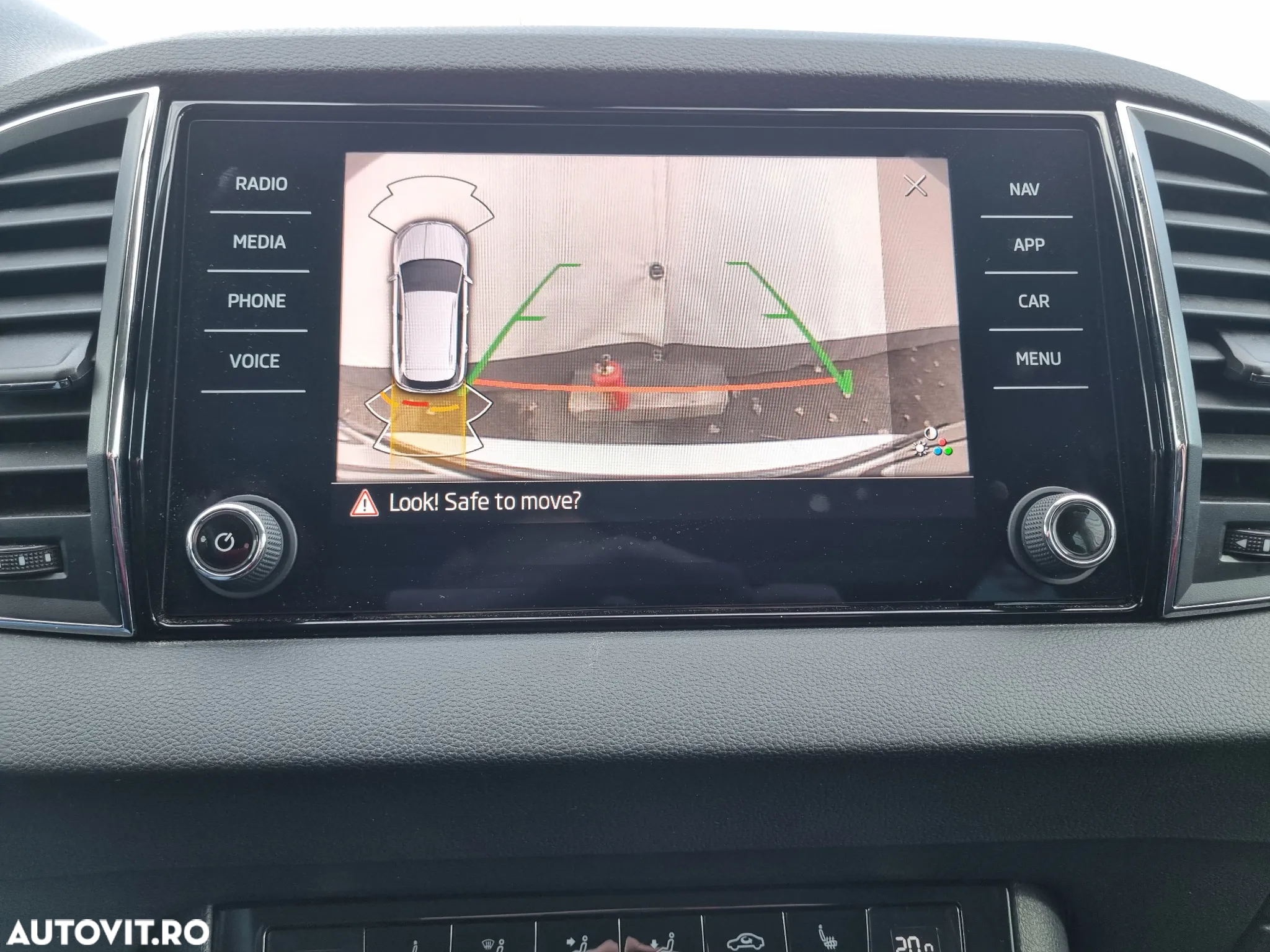 Skoda Karoq 1.5 TSI DSG Ambition - 26