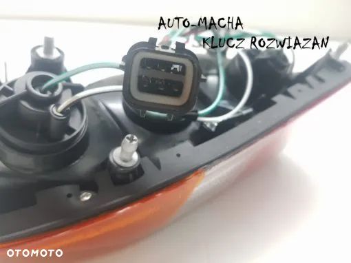 Mitsubishi L200 Lampa Tylna NOWA - 5