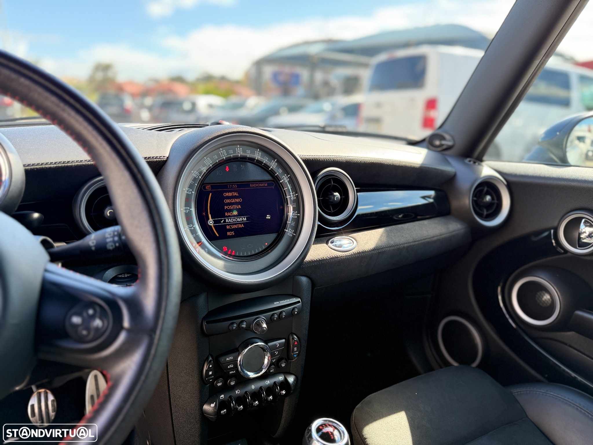 MINI 3 Portas John Cooper Works - 13