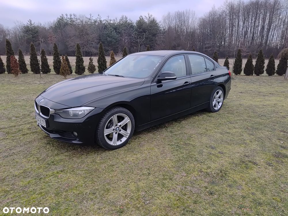 BMW Seria 3 320i - 3