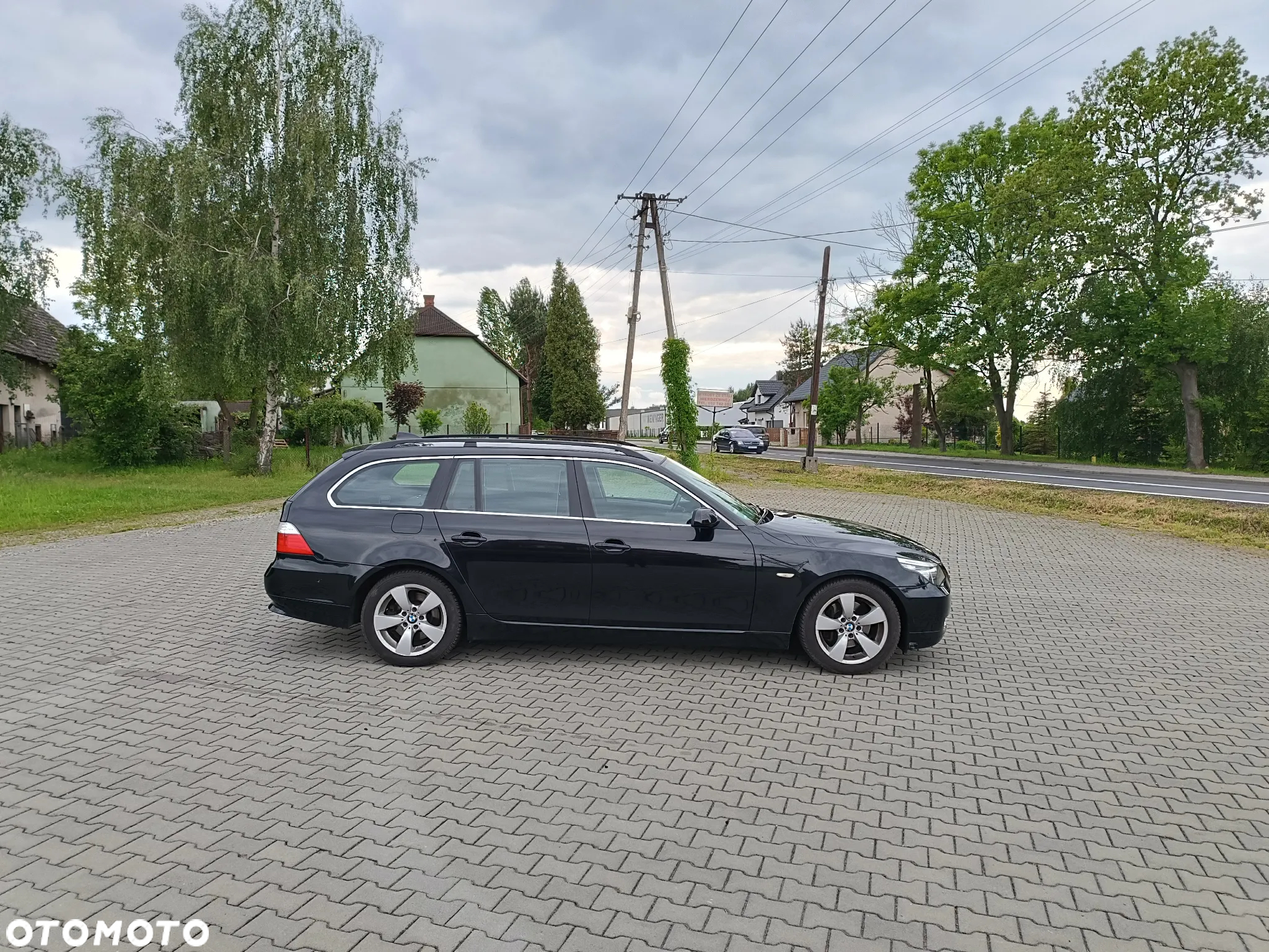 BMW Seria 5 523i Touring Edition Exclusive - 8