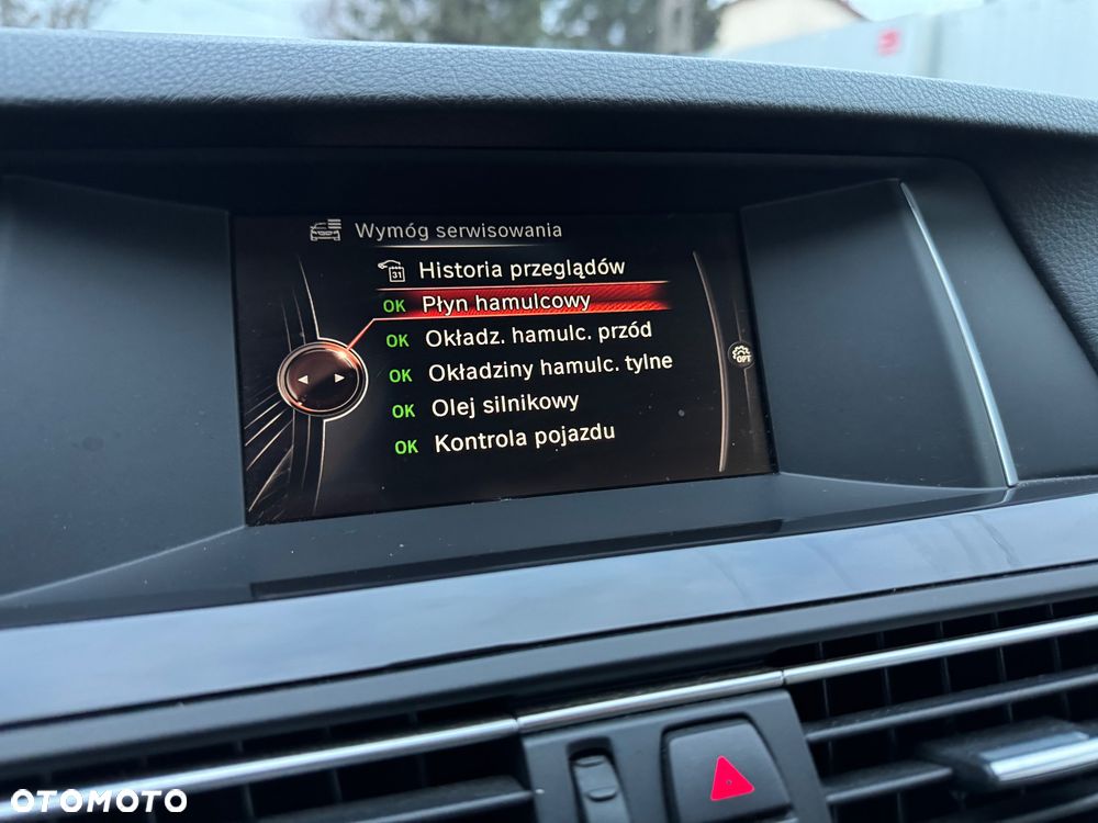 BMW Seria 5 520d Efficient Dynamics - 34