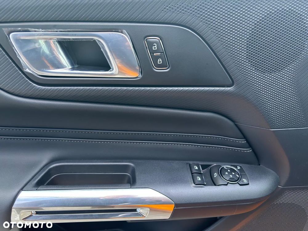 Ford Mustang - 20