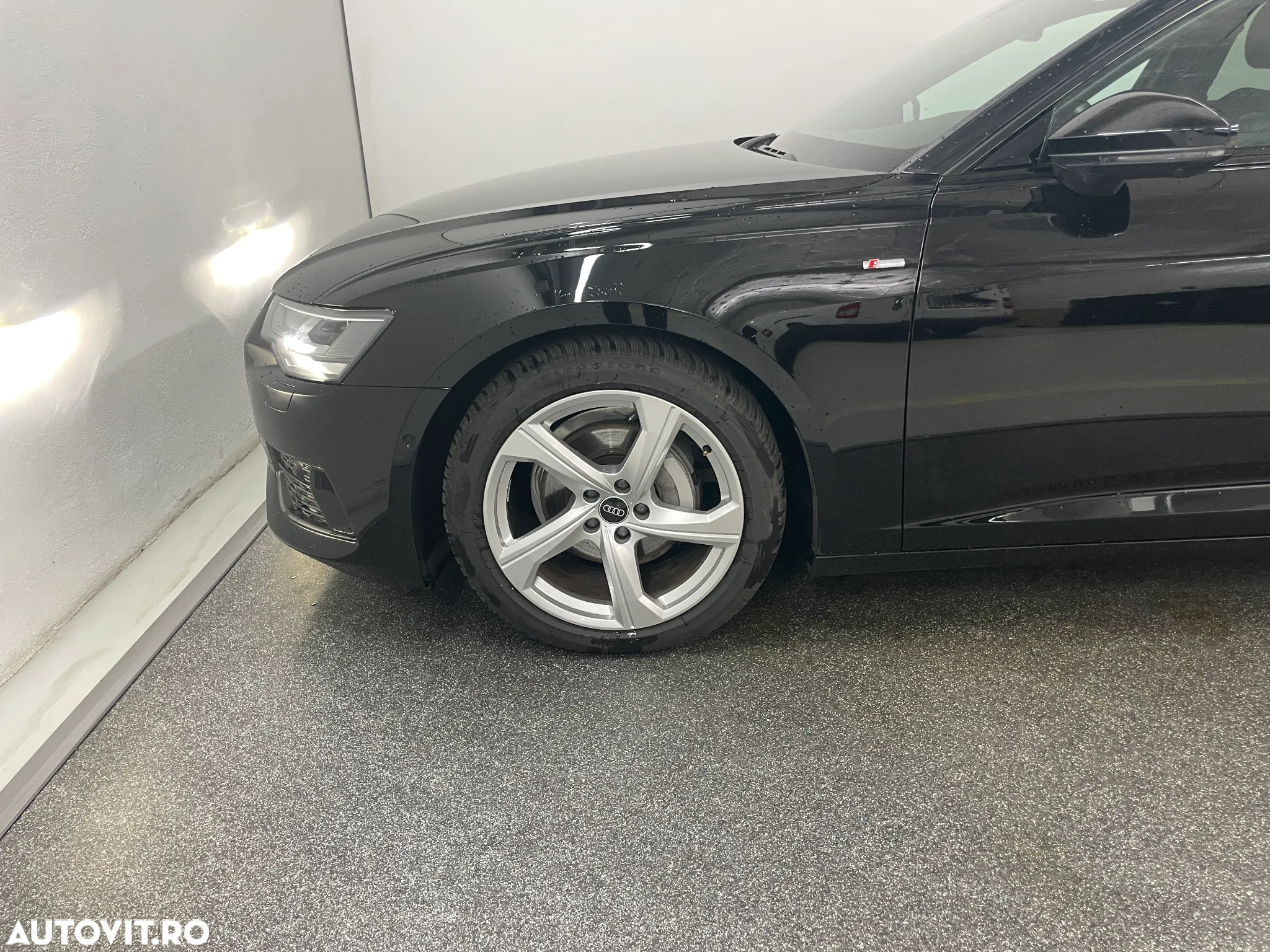 Audi A6 - 4