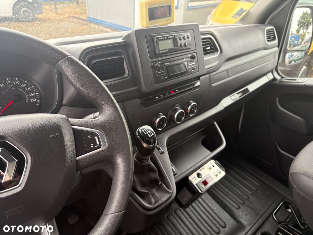 Renault Master - 9