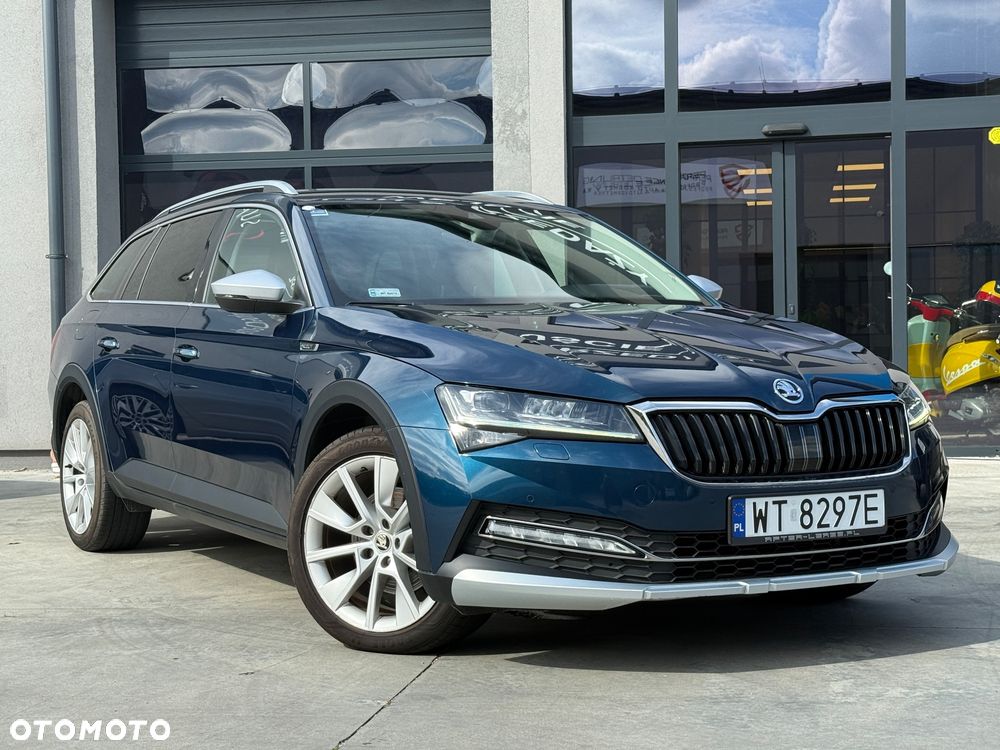 Skoda Superb 2.0 TDI SCR 4x4 Scout DSG - 2