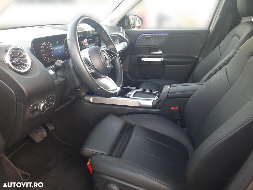 Mercedes-Benz GLB - 9