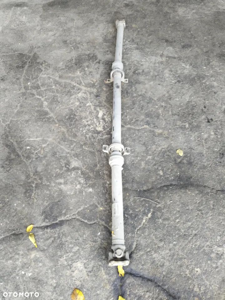 Wał napędowy Mercedes Vito viano 6394103116