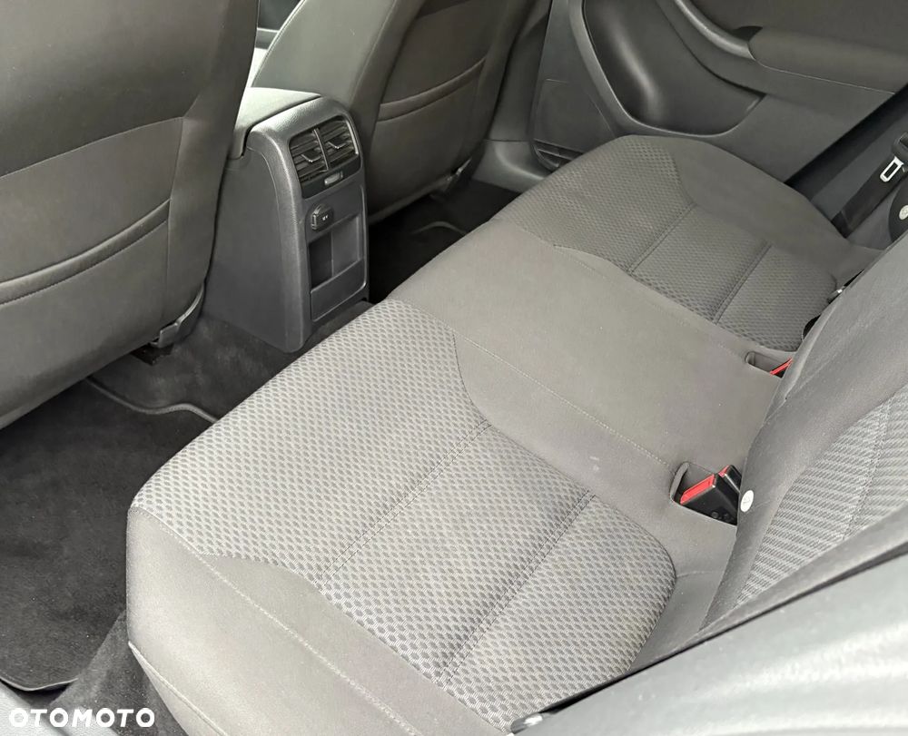 Volkswagen Jetta 1.4 TSI Comfortline - 19