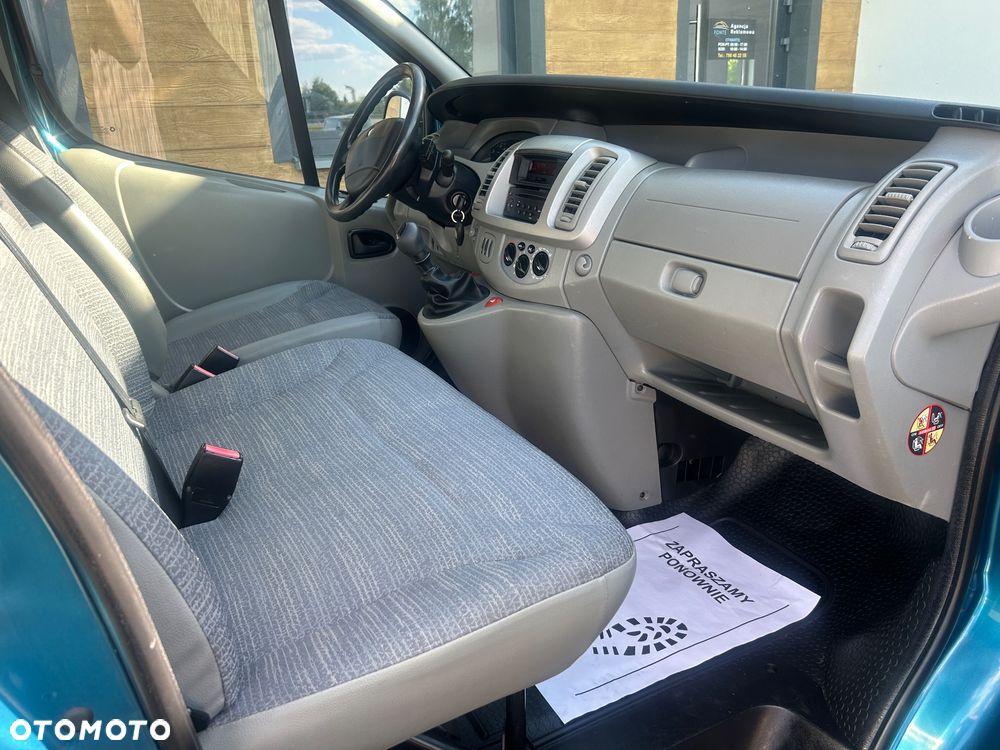Renault Trafic Passenger Combi L1H1 - 17