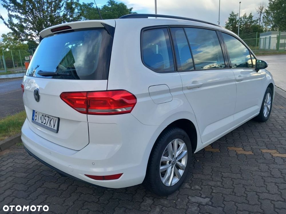Volkswagen Touran 2.0 TDI SCR DSG Comfortline - 9