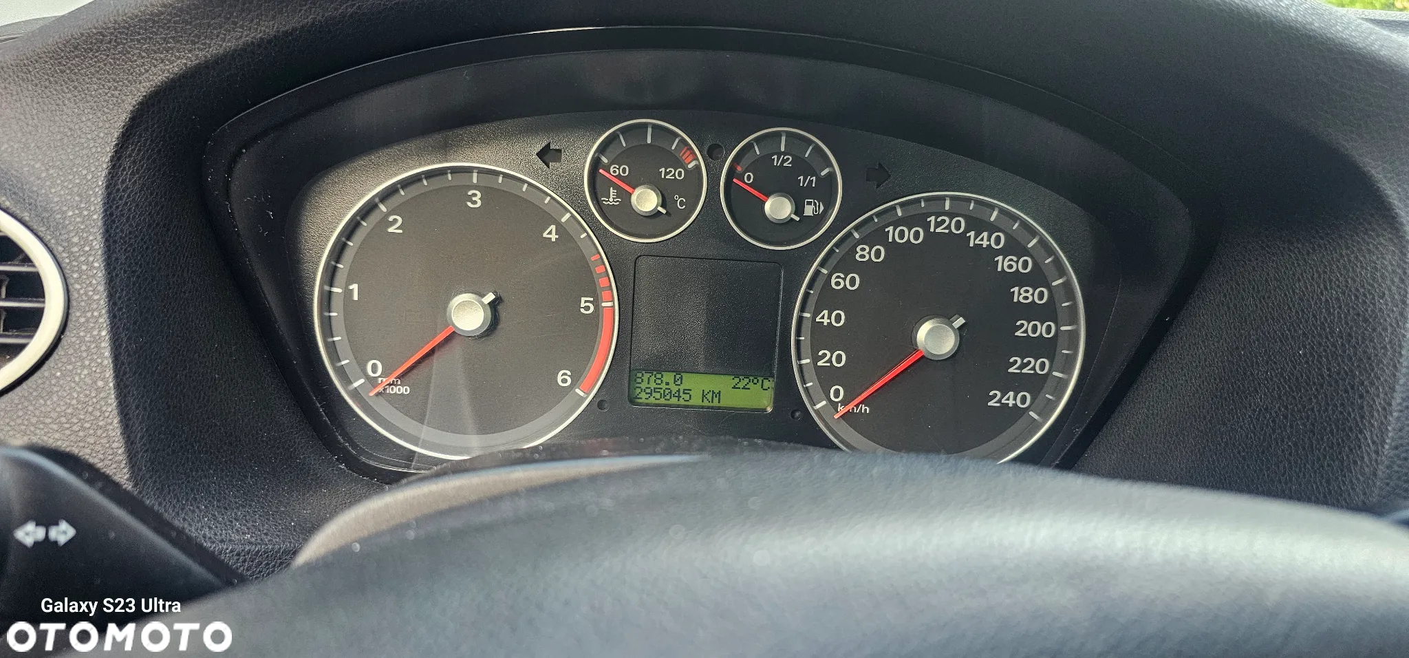 Ford Focus 1.8 TDCi Ambiente - 12