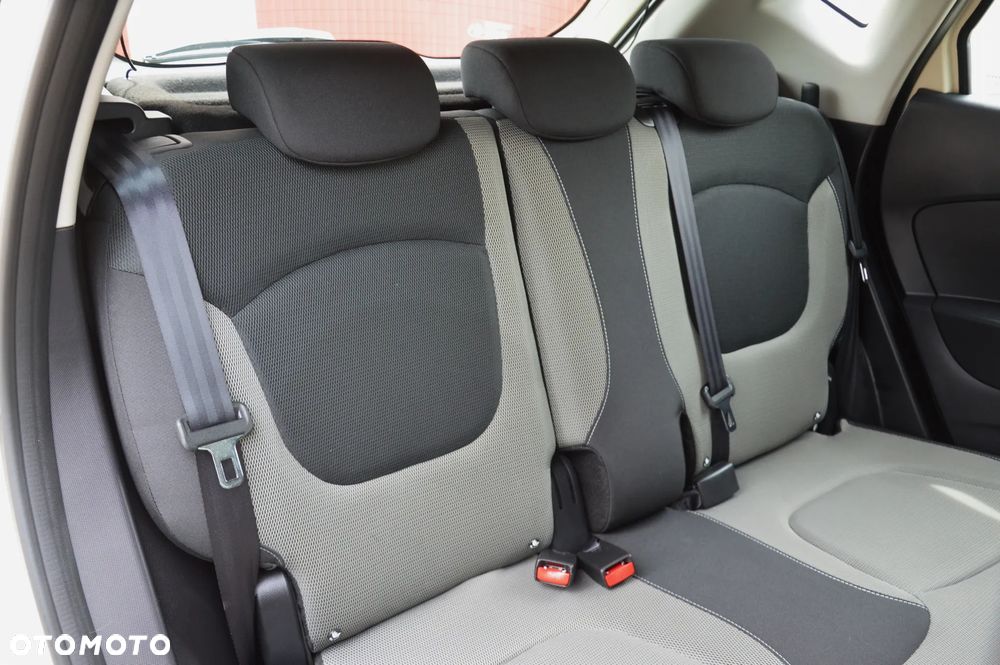 Renault Captur - 27