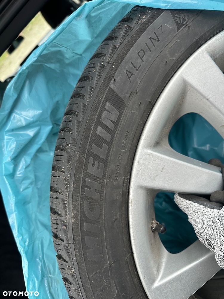 Oryginalne felgi 18” z oponami Michelin Pilot 7 - 2