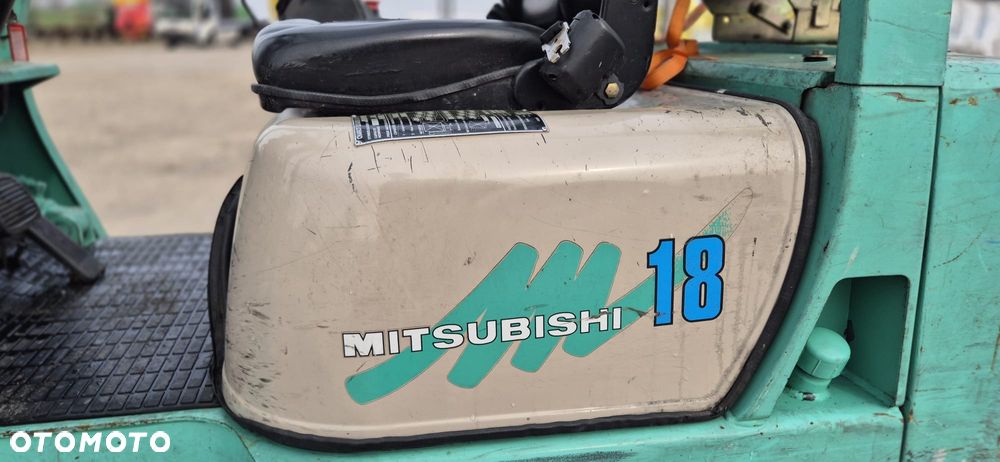 Mitsubishi EF25A - 34