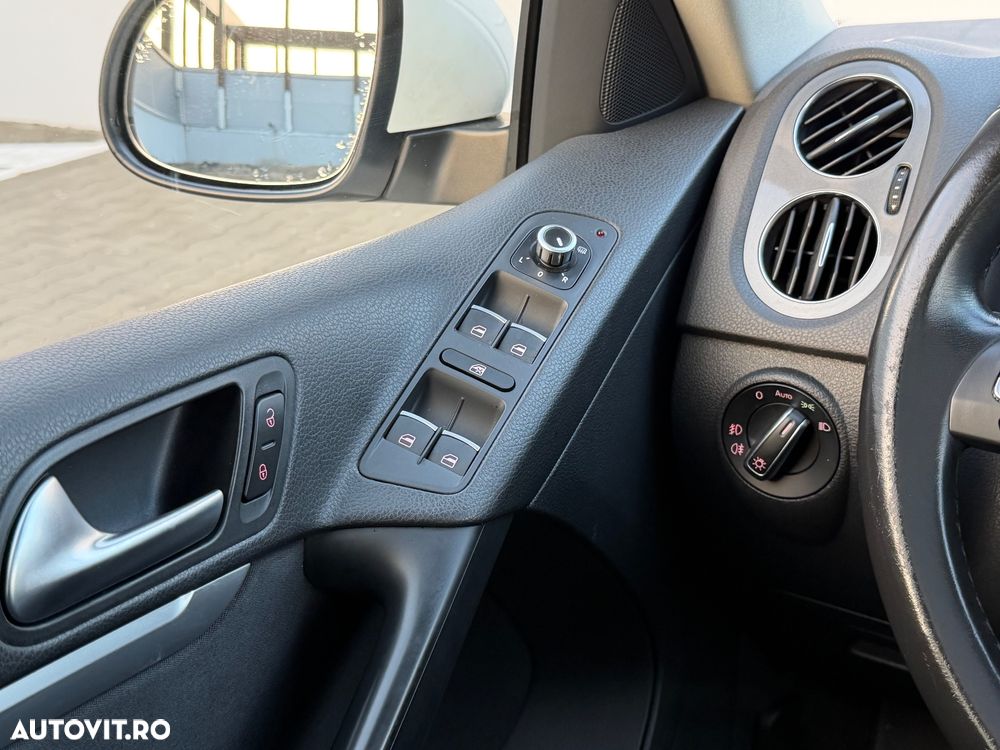 Volkswagen Tiguan 2.0 TDI 4Motion DSG BMT Sport & Style - 34