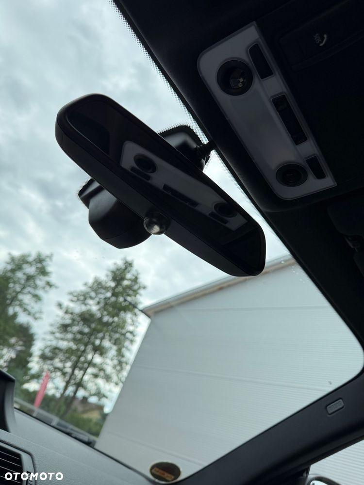BMW Seria 1 118d - 22