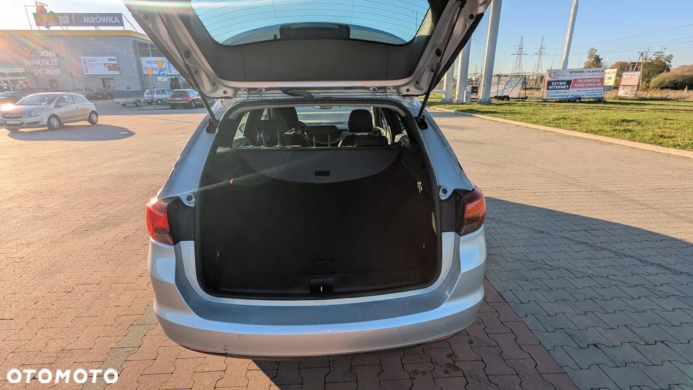 Opel Astra V 1.6 CDTI Dynamic S&S - 6