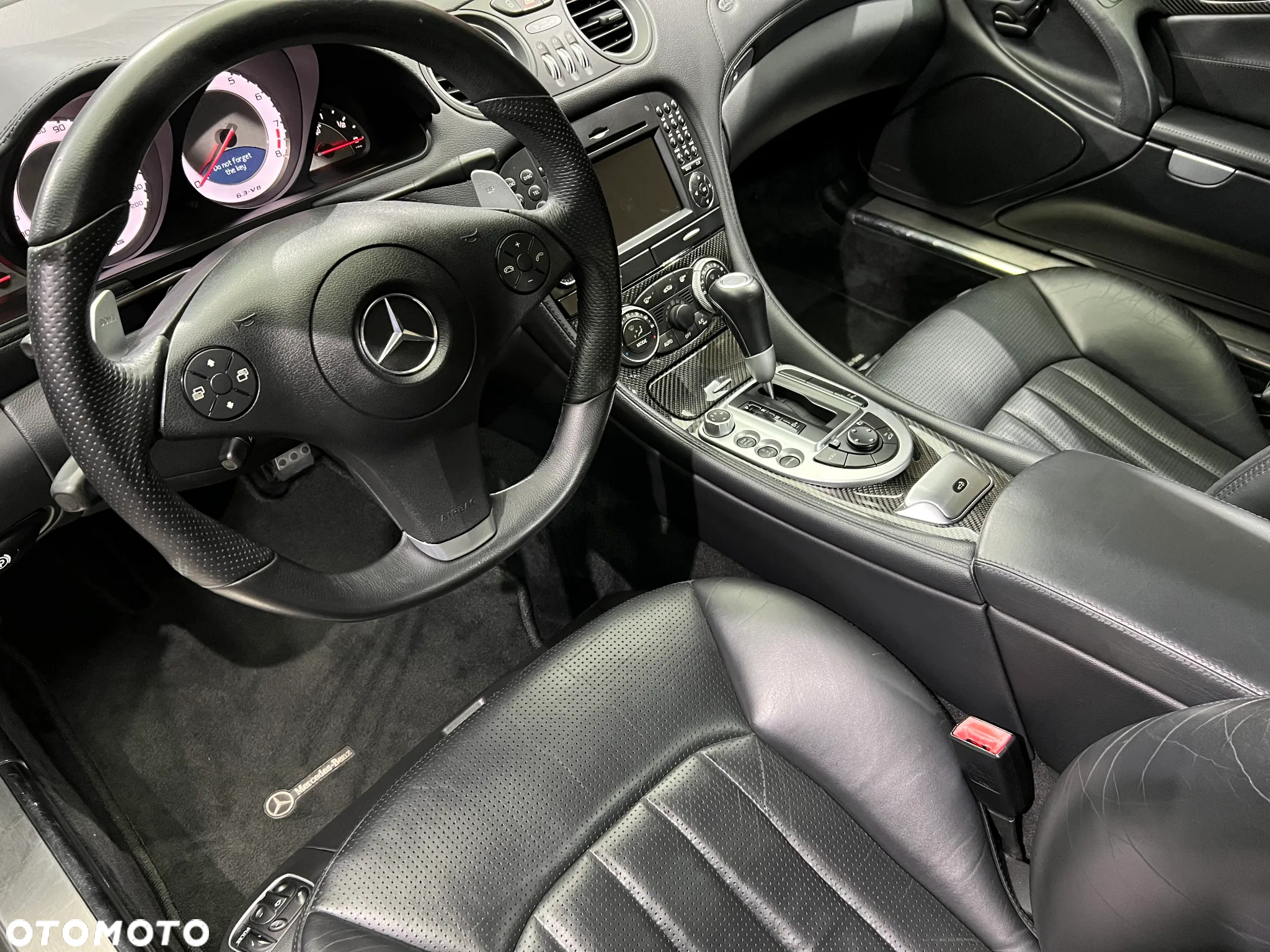 Mercedes-Benz SL 63 AMG SPEEDSHIFT MCT - 17
