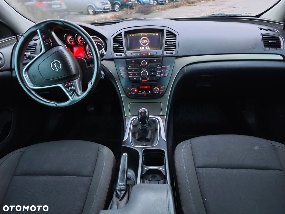 Opel Insignia 2.0 CDTI - 7