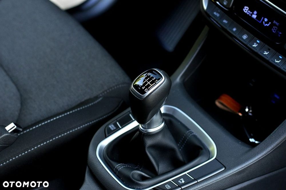 Hyundai i30 1.5 T-GDI 48V Executive - 11