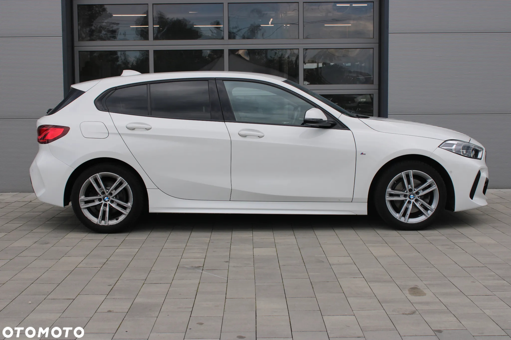 BMW Seria 1 118i M Sport - 5