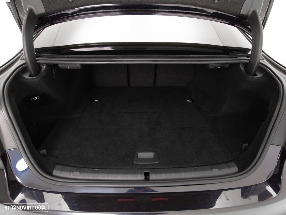 BMW 530 e iPerformance Pack M - 13