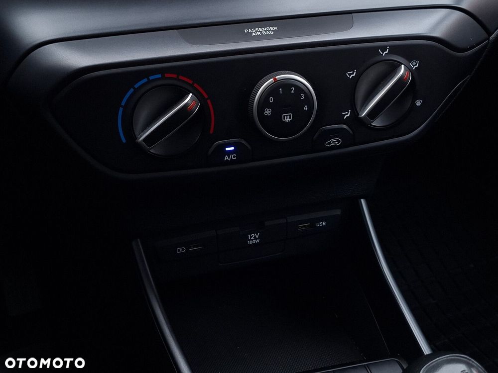 Hyundai i20 - 22