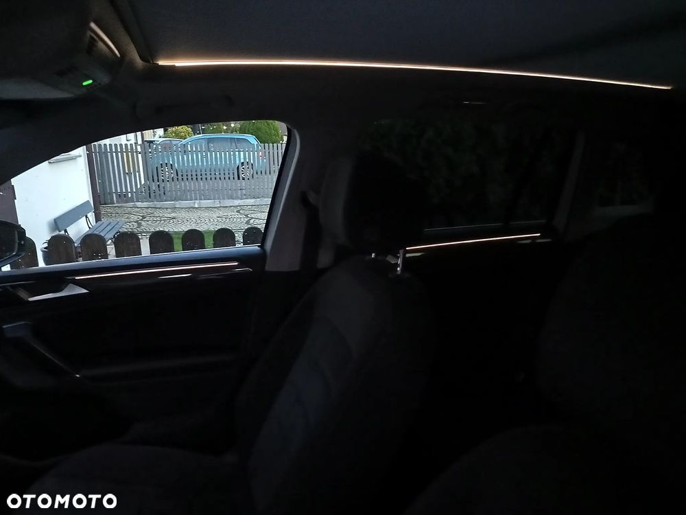 Volkswagen Tiguan - 25
