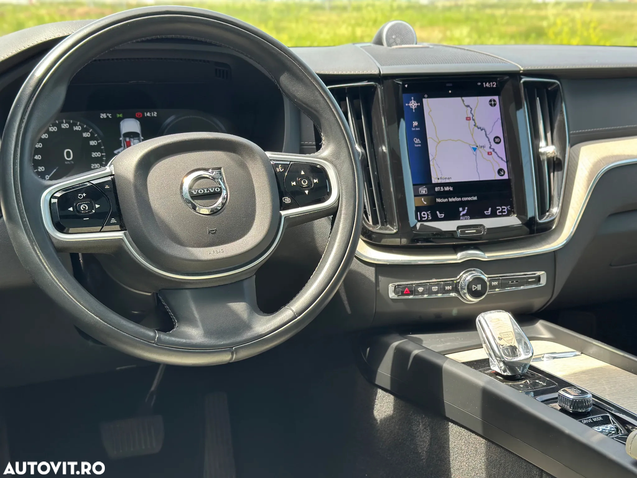 Volvo XC 60 T6 AWD Recharge Geartronic Inscription - 15