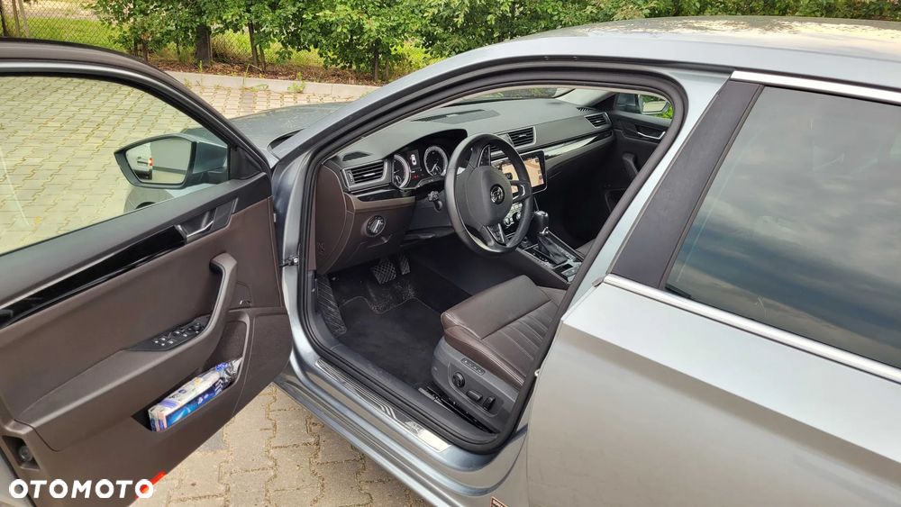 Skoda Superb 2.0 TSI L&K DSG - 13